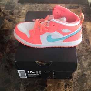 GIRLS TODDLER JORDAN 1 MID SIZE 10